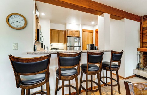 Tahoe Woods Condo | Hike, Sled & Ski! Cozy Tahoe City Condo w/Hot Tub