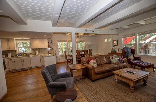Tahoe Pines House | Hillhouse By Hauserman Rentals