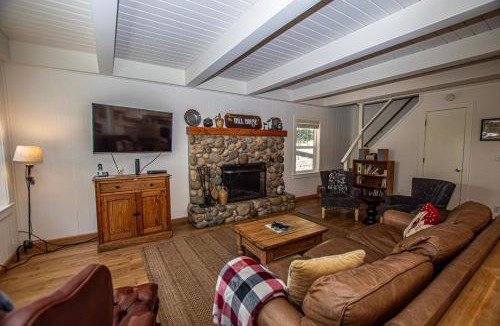 Tahoe Pines House | Hillhouse By Hauserman Rentals