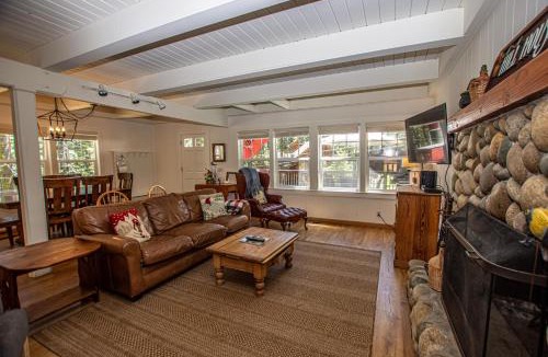 Tahoe Pines House | Hillhouse By Hauserman Rentals