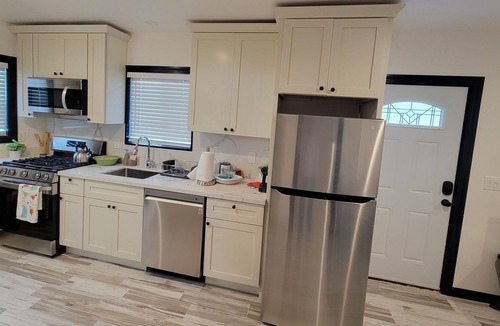 Castro Valley Cottage | Hillside Detached secluded one bedroom