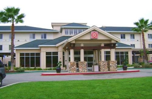 South Bechelli Hotel | Hilton Garden Inn Redding