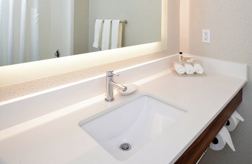 Lodi Hotel | Holiday Inn Express Hotel & Suites Lodi by IHG