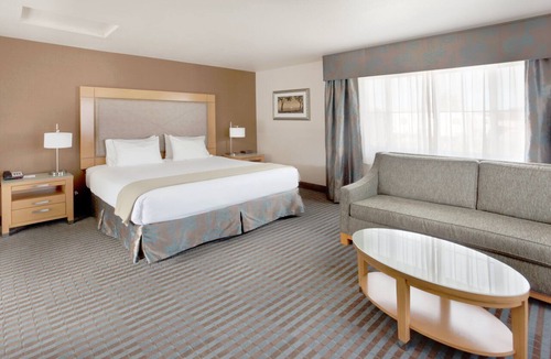 Lighthouse District Hotel | Holiday Inn Express Monterey-Cannery Row by IHG