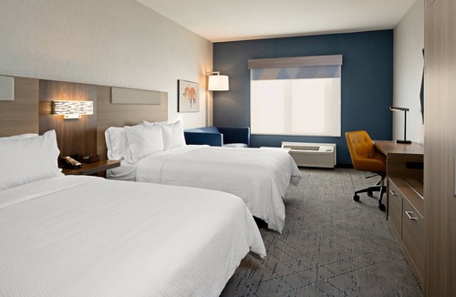 Hollister Hotel | Holiday Inn Express & Suites Hollister by IHG