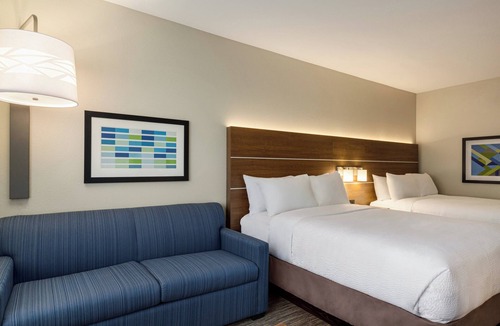 Hayward Hotel | Holiday Inn Express & Suites Hayward - Castro Valley by IHG