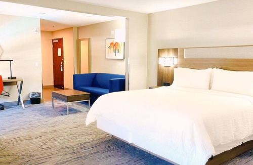 Lebec Hotel | Holiday Inn Express & Suites Frazier Park by IHG