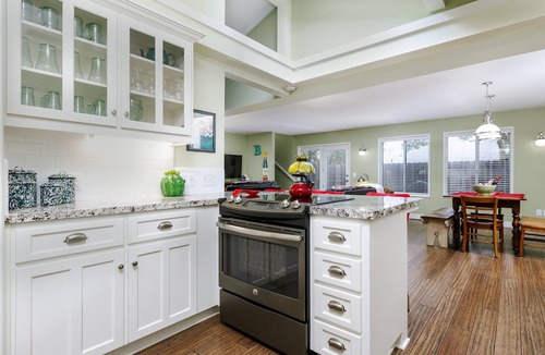 Marine Terrace House | Hollie's Hideaway: 3 BR, 3 BA House in Cambria, Sleeps 6