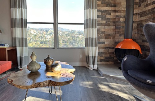 Hollywood Hills House | Hollywood Bowl Hideaway + Parking Garage + Dog OK