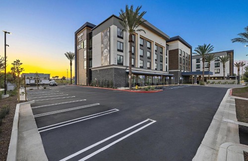 Guasti Hotel | Home2 Suites By Hilton Ontario Airport, Ca