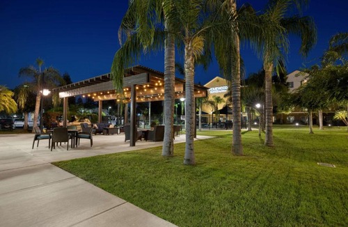 Greenacres Hotel | Homewood Suites Bakersfield