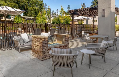 Palo Alto Hotel | Homewood Suites by Hilton Palo Alto