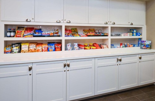 Raisin Hotel | Homewood Suites by Hilton Fresno
