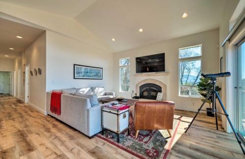 Columbia House | Hot Tub & Mtn Views: Peaceful Columbia Retreat!