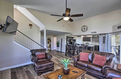 Bullhead City House | Hot Tub & River Views! Family Gem in Bullhead City
