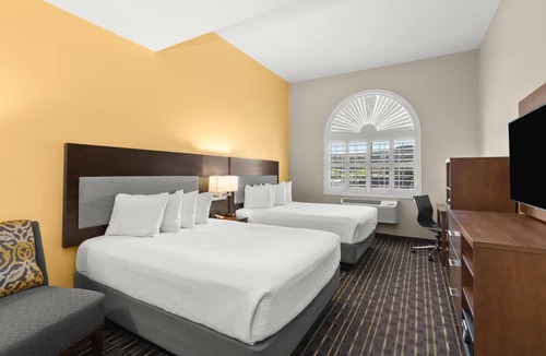 San Bruno Hotel | Hotel Aura SFO