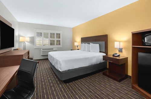 San Bruno Hotel | Hotel Aura SFO