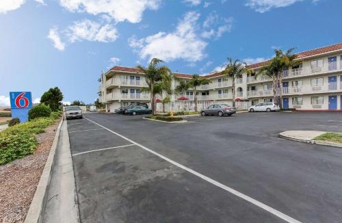 Watsonville Hotel | Hotel B5 -Watsonville