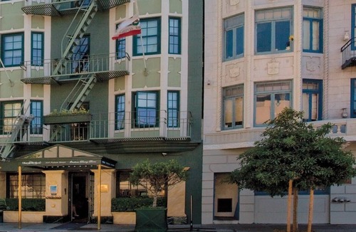 Fillmore District Condo | Hotel Room Performing Arts Venues Theater Lover!