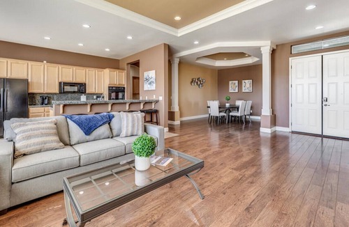 Reno House | House located in a Guard Gated Community of Arrowcreek