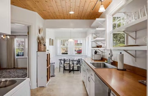 Mariposa House | House on the Hill – Gateway to Yosemite