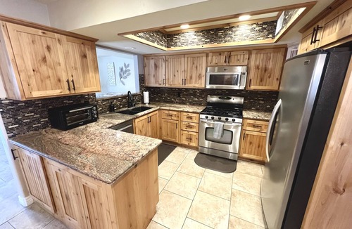Lake Havasu City House | Huge FREE heated pool, hot tub, game rm/sleeps 16