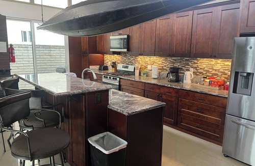 Huntington Harbour House | Huntington Harbor, One story 4 BR and 4 BR waterfront with open view