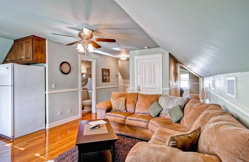 Paso Robles Condo | Huston's Attic-Renewed Downtown Charm at an Amazing Location-13th & Vine!