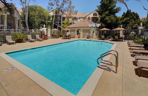 Belmont Hotel | Hyatt House Belmont Redwood Shores