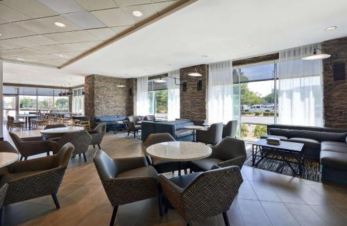 Raisin Hotel | Hyatt Place Fresno