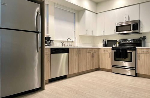 San Jose House | Iconic 2A San Jose Home w/Pool, Gym, & AC!