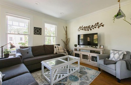 San Luis Obispo House | Iconic Modern Farmhouse