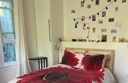 Professorville House | Iconic Victorian House in the heart of Palo Alto
