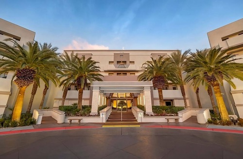 Enterprise Hotel | Ideal Resort Proximity Units:2 Homely Units Near Las Vegas Strip!Free Parking