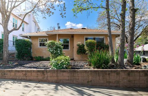 Oroville Apartment | Immaculate Charming Duplex-1Unit