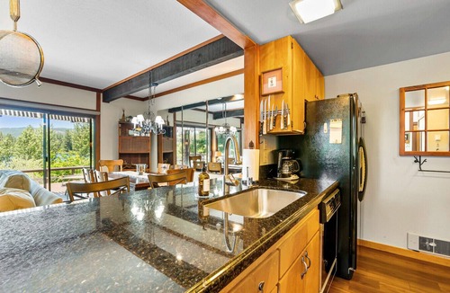 Graeagle Apartment | Impressive Mill Pond Views, Tasteful Upgrades, Redwood Deck
