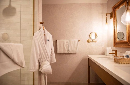 Morro Bay Hotel | Inn At Rose's Landing