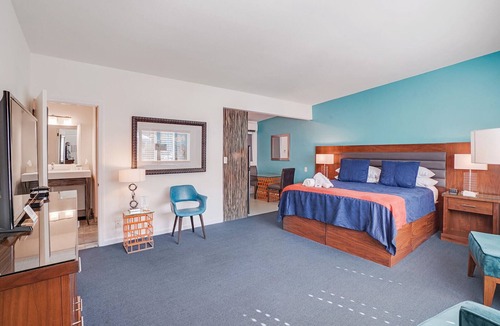 Warm Sands Hotel | Inndulge - A Modern Gay Men's Resort