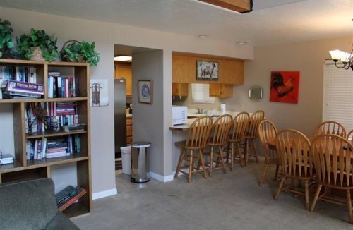 June Lake Condo | Interlaken #10 3 Bedroom + loft/3 Bath