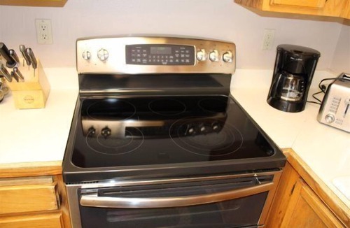 June Lake Condo | Interlaken #10 3 Bedroom + loft/3 Bath