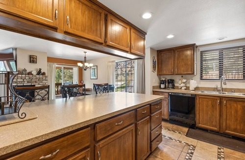 June Lake Condo | Interlaken 21, three-bedroom updated condo