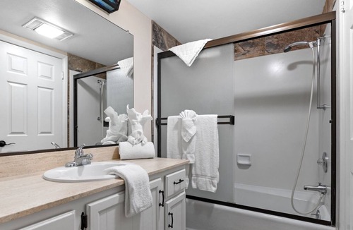 June Lake Condo | Interlaken Condo #33