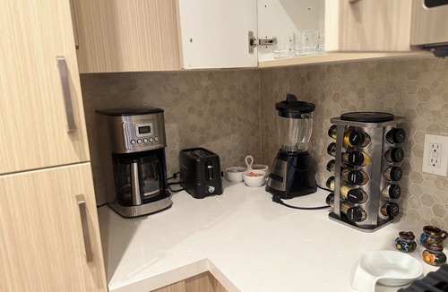 Airport Area Apartment | Irvine your luxury suit
