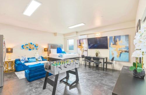 North Hills East House | J - Lovely 3BR Family Home by Universal with Private Parking, Patio, Grill & Games - FIFA World Cup SoFi