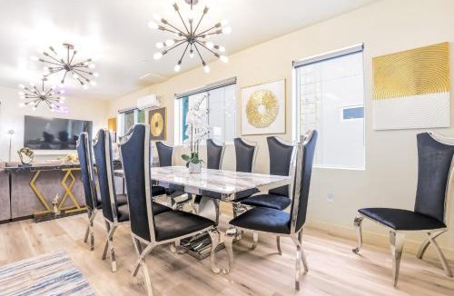 North Hills East House | J - Lovely 3BR Family Home by Universal with Private Parking, Patio, Grill & Games - FIFA World Cup SoFi