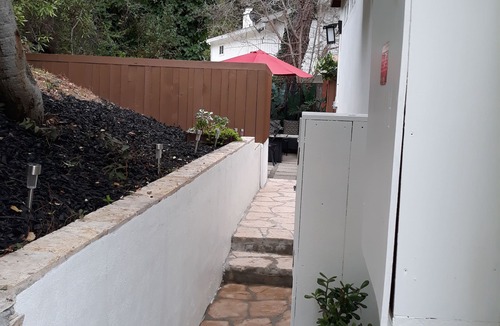 Alamo Apartment | JEWEL BOX APARTMENT, PRIVATE and SECLUDED