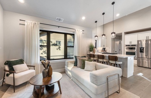 Lincoln Park House | Joyful Tahoe - Your Dream Luxury Vacation