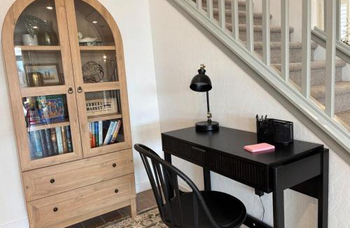 Visalia Villa | Joyhouse