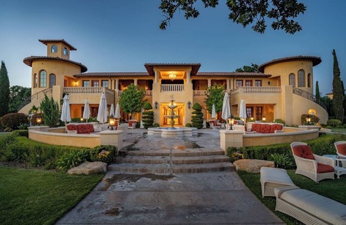San Miguel Villa | Jules Villa | Downstairs Estate Suite & Pool