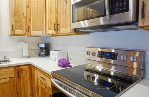 June Lake Condo | June Lake Sierra Suns 4 -Spacious